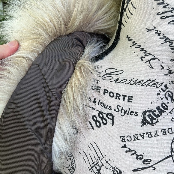 Ann Taylor Loft Vest - Picture 9 of 13